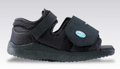 Darco Med-Surg Shoe Black Square-Toe Men's X-Large (Surgical Shoes) - Img 1